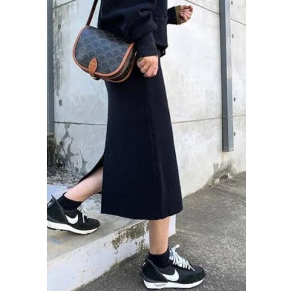 Napa Valley Vintage Black Midi Skirt Back Slit & Pockets size 14
